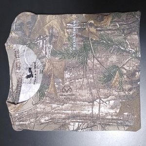 Camo t shirt by Field and Stream S